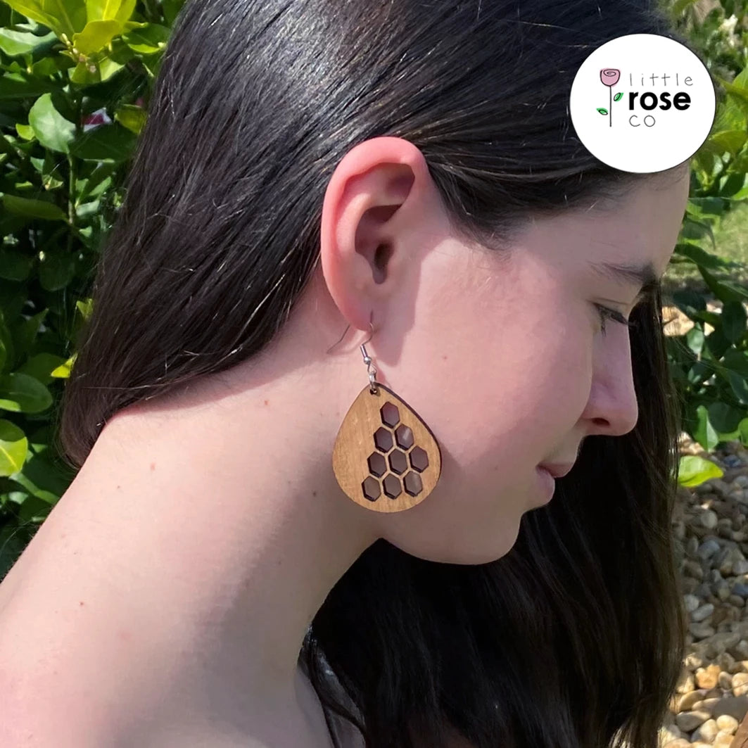 Tassie Oak Honeycomb Earrings